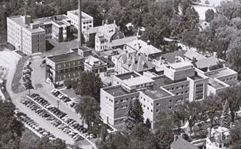 九十年代玛丽·希区柯克纪念医院和希区柯克诊所鸟瞰图